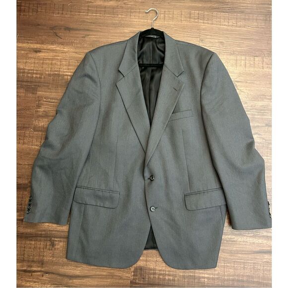 Burberry’s Pure Wool Gray Pinstripe Two-Button Blazer Sz 44R* - Picture 9 of 13